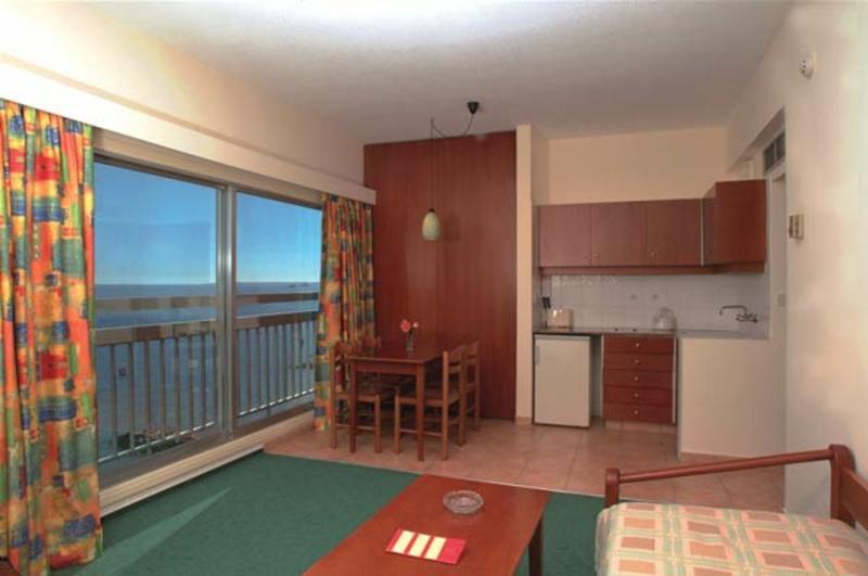 Atlantica Balmyra Beach Лимасол Екстериор снимка
